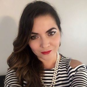 Meet your Posher, Lorena